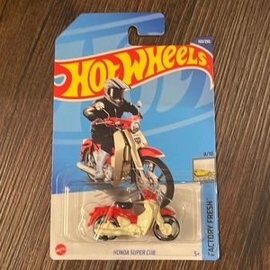 Honda Super Cub Motorcycle Hot Wheels 2022